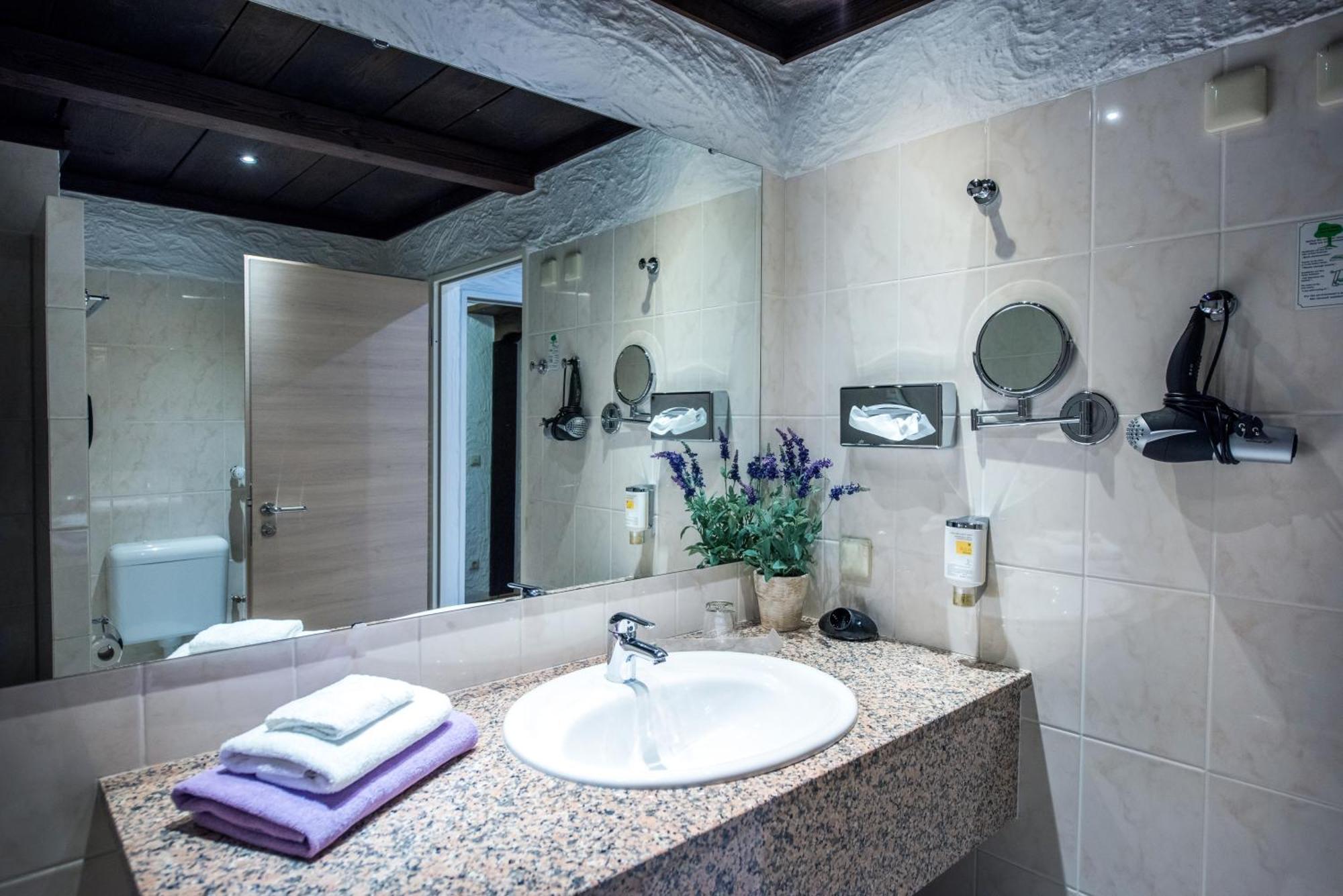 Contel Hotel Κόμπλεντς Εξωτερικό φωτογραφία