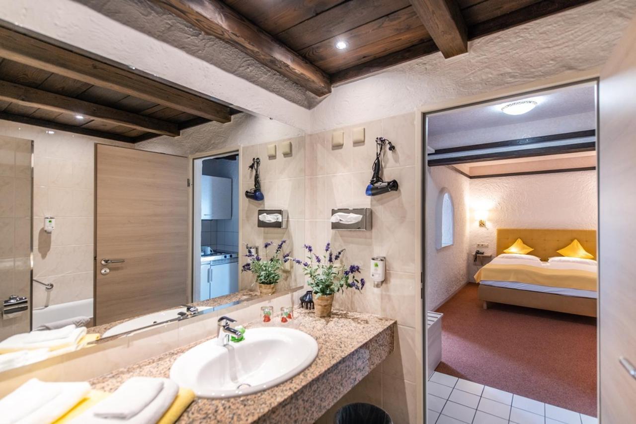 Contel Hotel Κόμπλεντς Εξωτερικό φωτογραφία